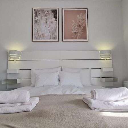 Lugas Apartman Miskolctapolca 2 Haloszoba Dezsa Es Jakuzzi Koezel A Barlangfuerdohoez المظهر الخارجي الصورة