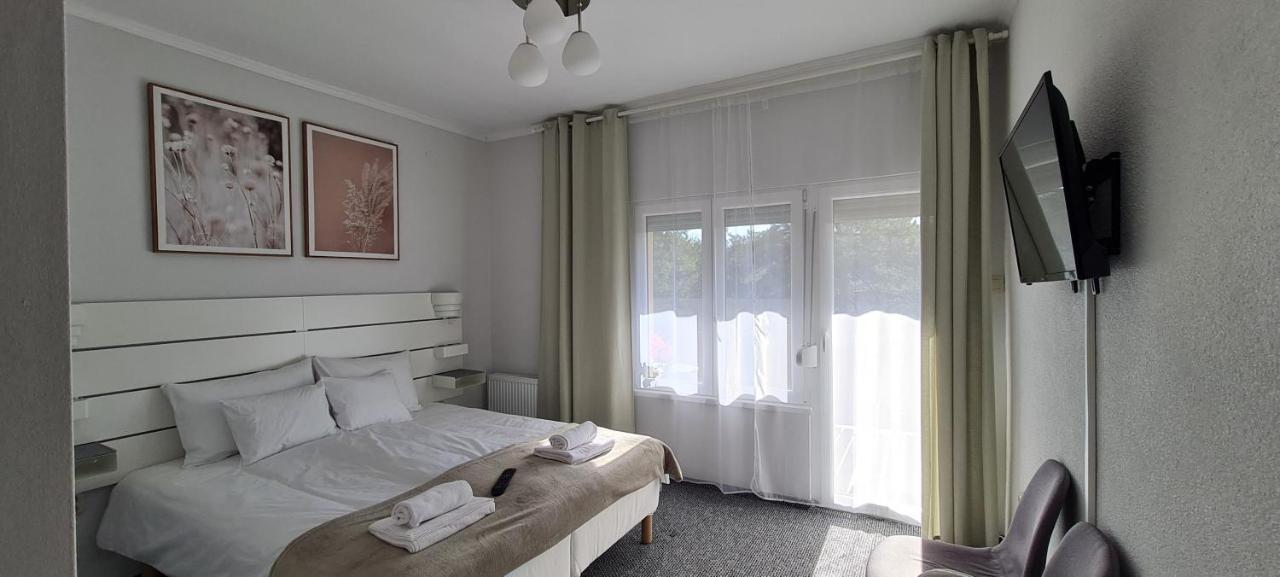 Lugas Apartman Miskolctapolca 2 Haloszoba Dezsa Es Jakuzzi Koezel A Barlangfuerdohoez المظهر الخارجي الصورة