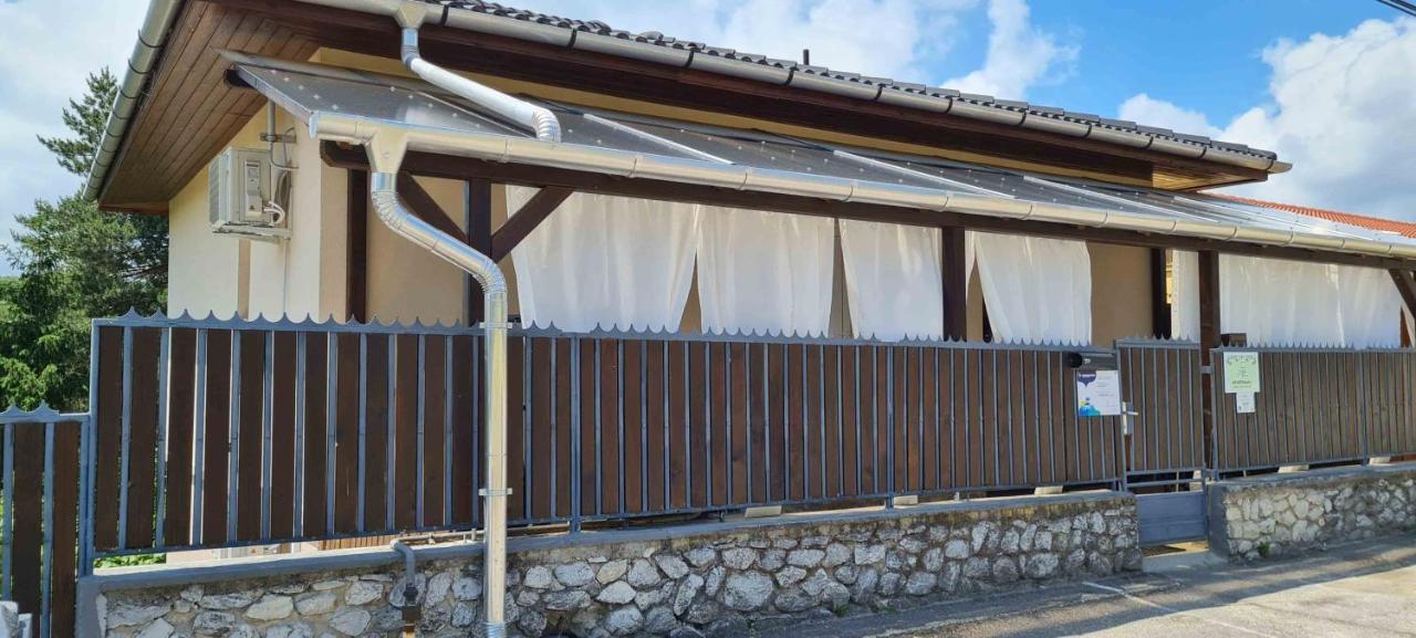 Lugas Apartman Miskolctapolca 2 Haloszoba Dezsa Es Jakuzzi Koezel A Barlangfuerdohoez المظهر الخارجي الصورة