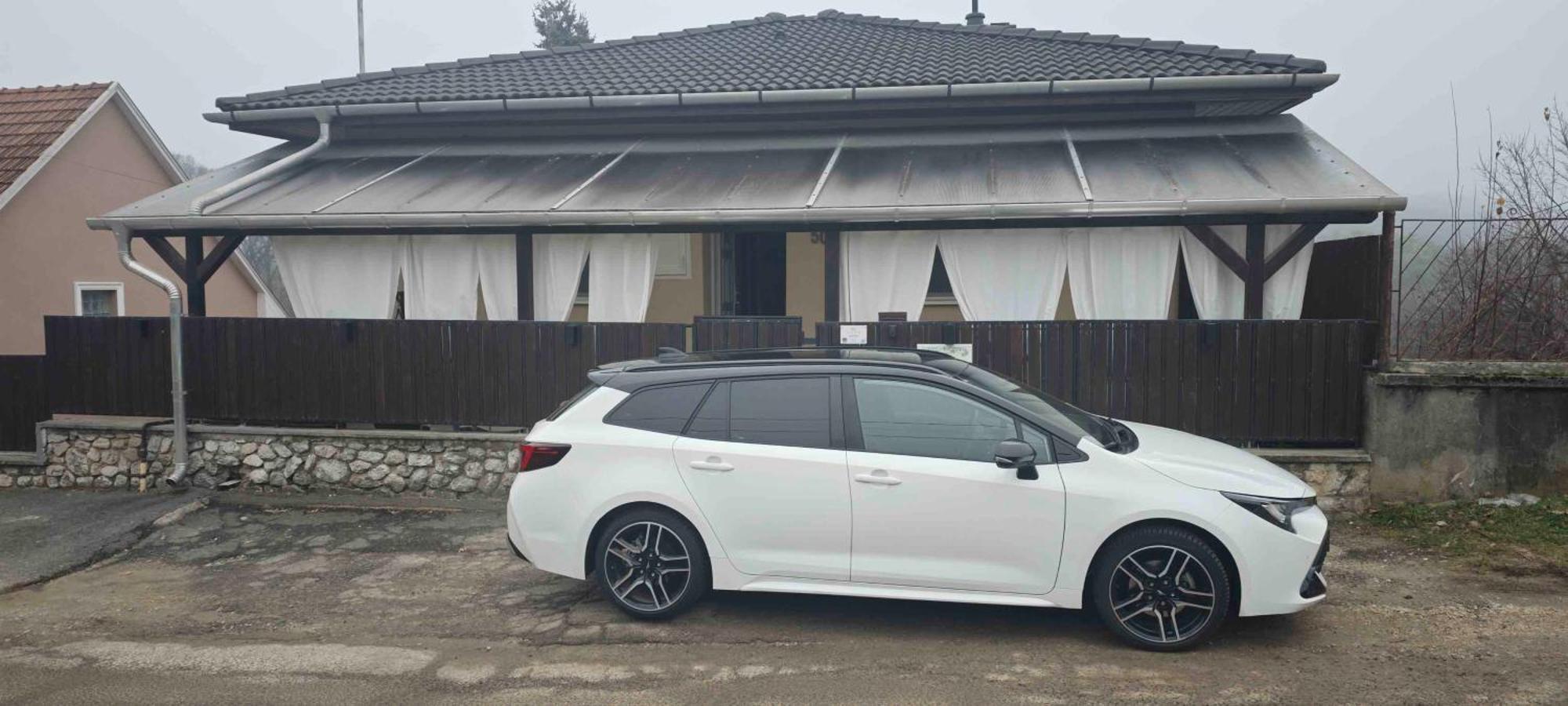 Lugas Apartman Miskolctapolca 2 Haloszoba Dezsa Es Jakuzzi Koezel A Barlangfuerdohoez المظهر الخارجي الصورة