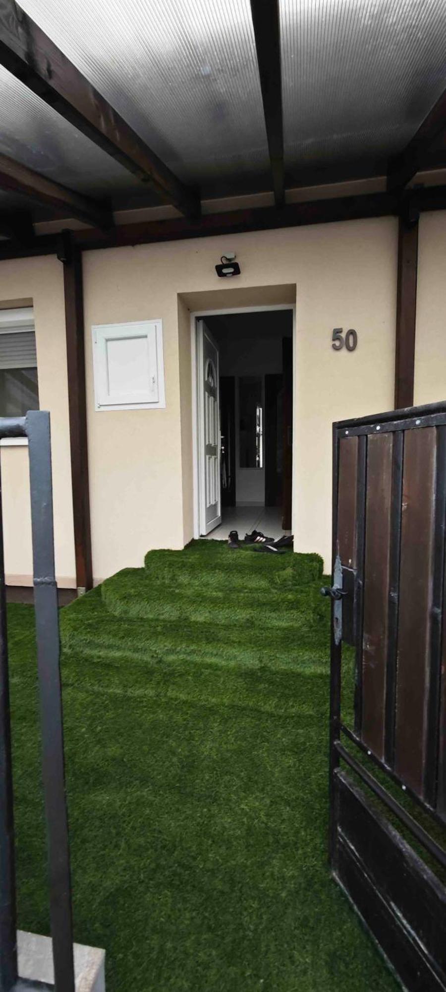 Lugas Apartman Miskolctapolca 2 Haloszoba Dezsa Es Jakuzzi Koezel A Barlangfuerdohoez المظهر الخارجي الصورة